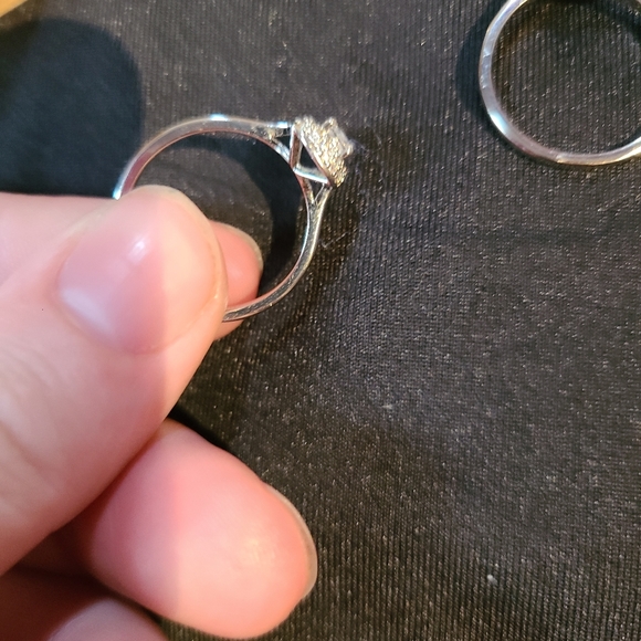 Charmed Aroma Ring - Picture 4 of 4